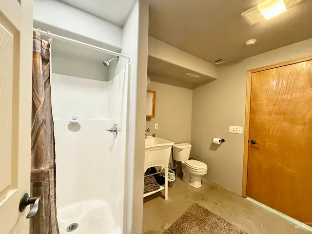 $475,000 | 1505 Lewiston Street, Cottonwood, ID 83522