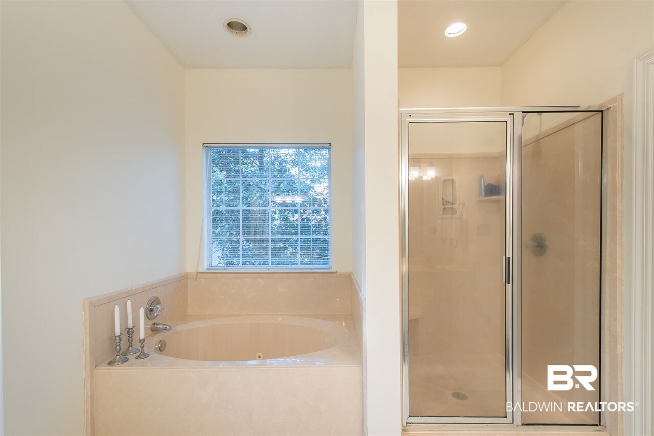 23561 3rd Street Fairhope, AL 36532 - Photo 24 of 50 Jetted Tub