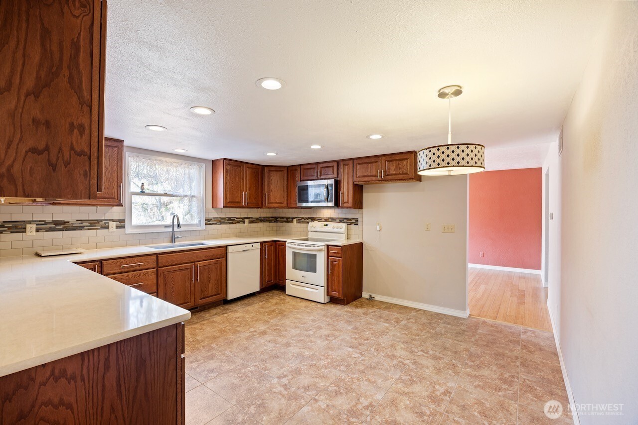 5207 Painted Hills Road Ephrata, WA 98823 - Photo 14 of 40
