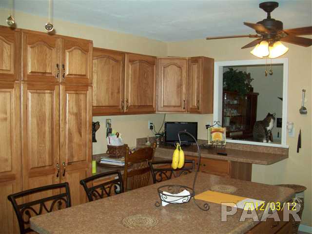 809 West Bittersweet Road Washington, IL 61571 - Photo 8 of 15 Gallery Image 8