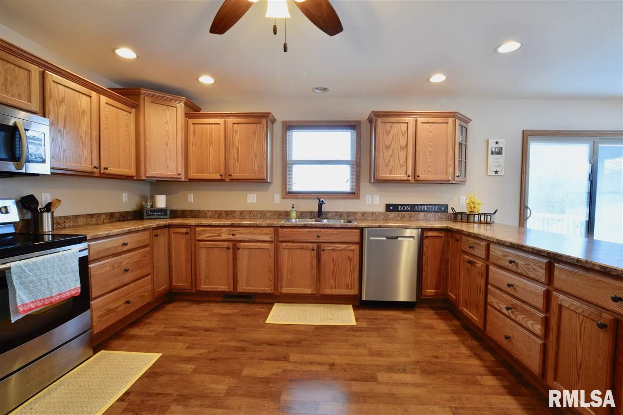 25475 Valley View Road Tremont, IL 61568 - Photo 15 of 36