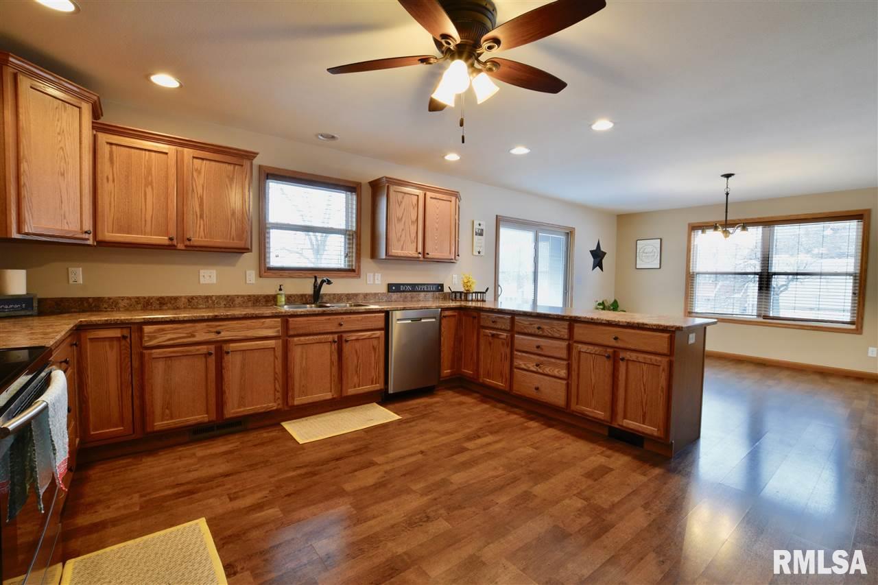 25475 Valley View Road Tremont, IL 61568 - Photo 16 of 36