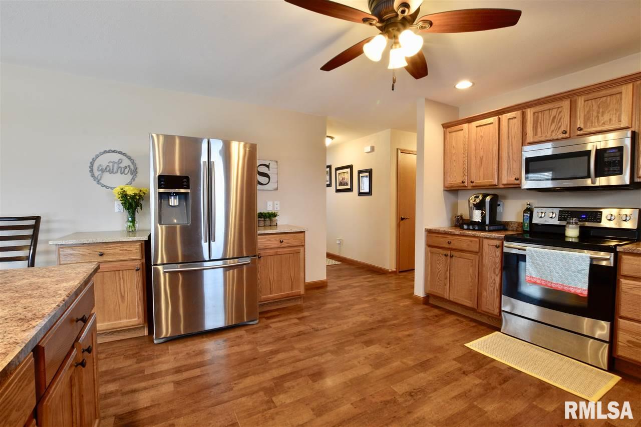 25475 Valley View Road Tremont, IL 61568 - Photo 18 of 36
