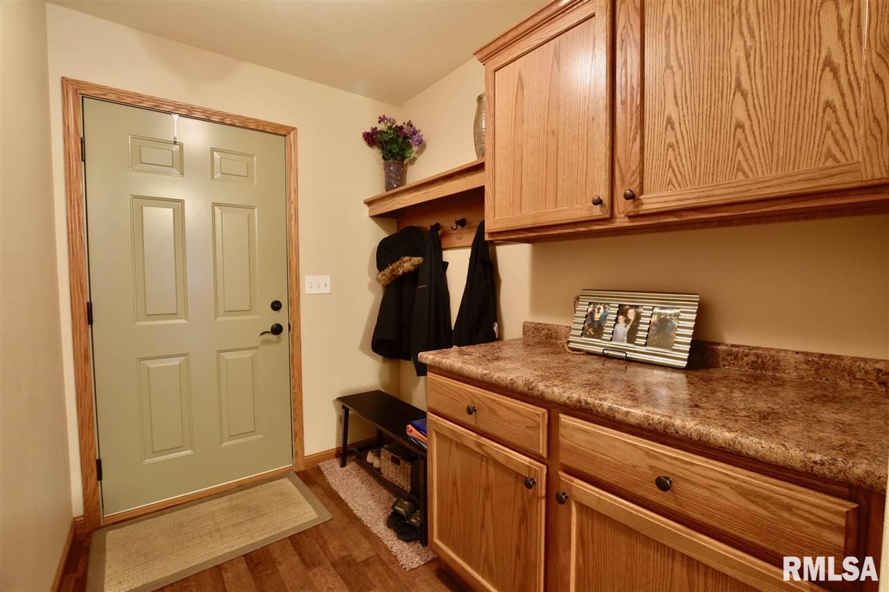 25475 Valley View Road Tremont, IL 61568 - Photo 24 of 36