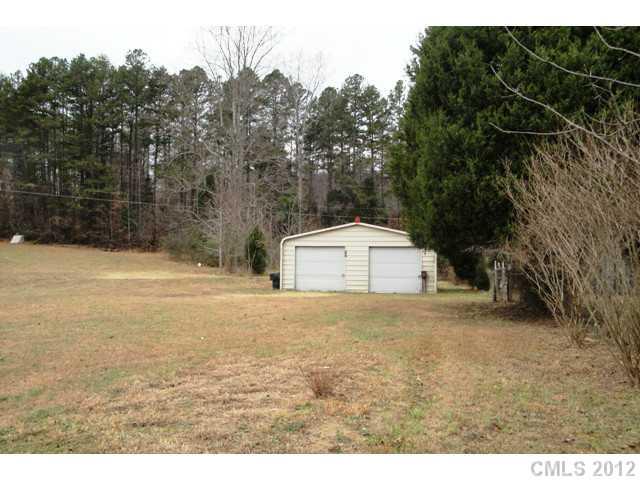 1634 Lane Road Mount Holly, NC 28120 - Photo 4 of 7 Gallery Image 4
