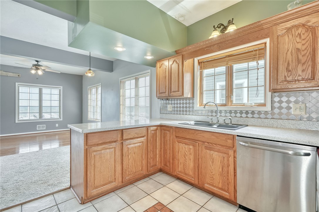 10 Alder Beach Road Parma, NY 14468 - Photo 19 of 49