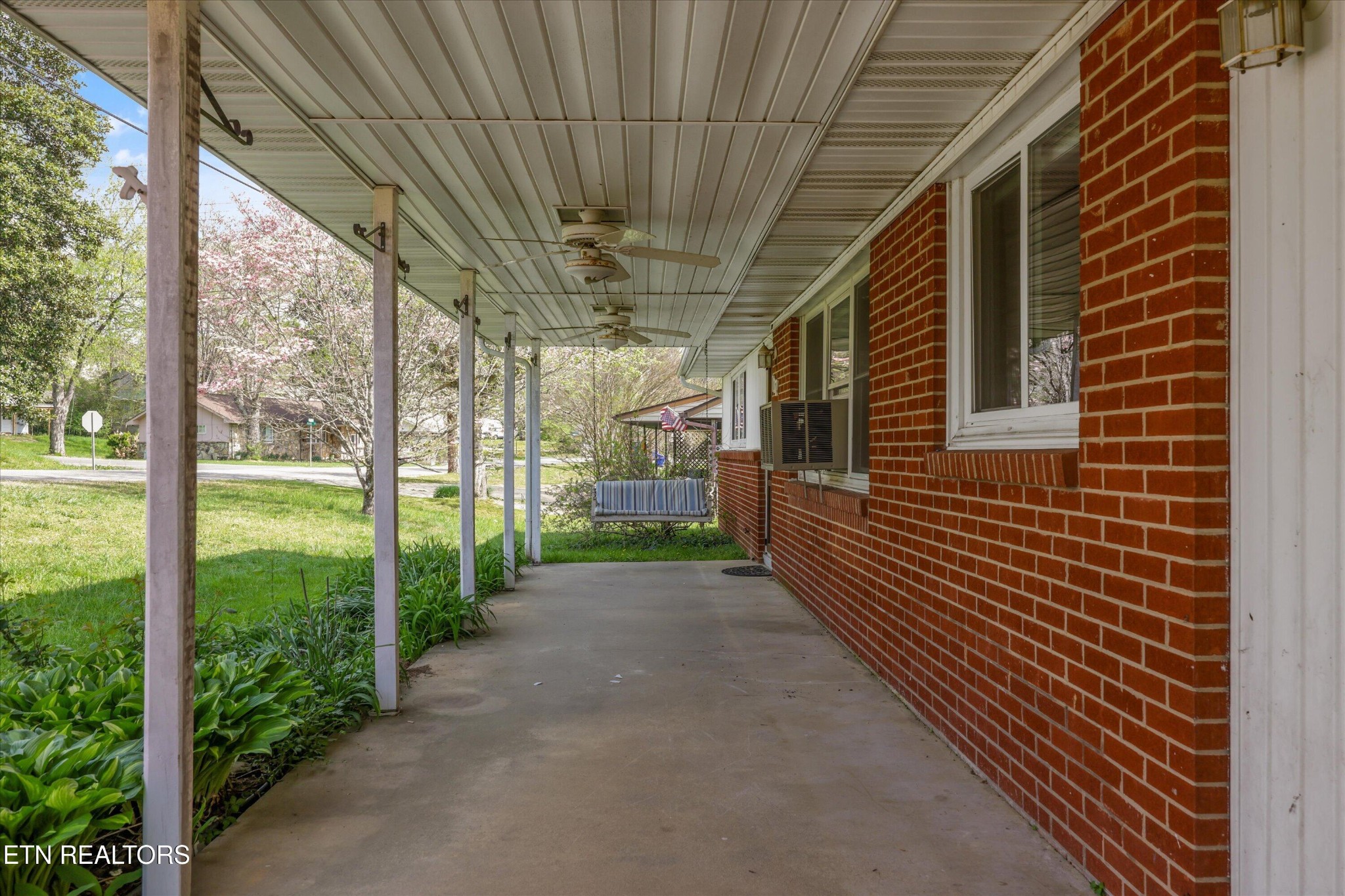 107 Beverly Circle Oak Ridge, TN 37830 - Photo 5 of 30 Gallery Image 5