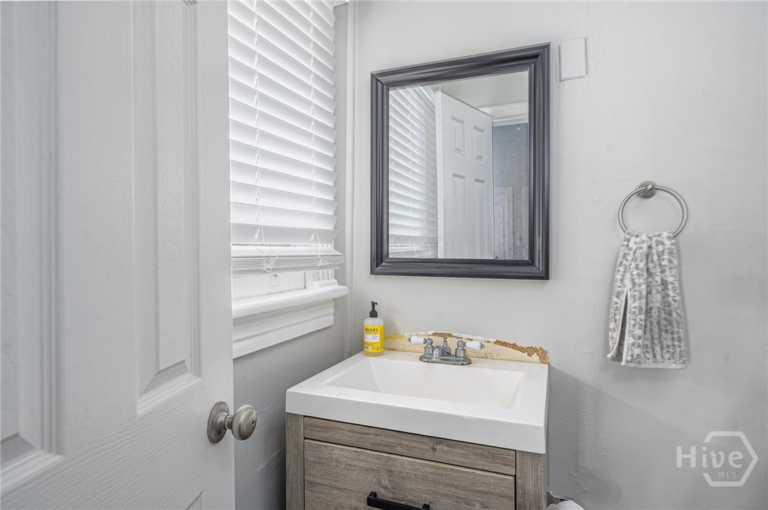 302 East 35th Street Savannah, GA 31401 - Photo 11 of 28