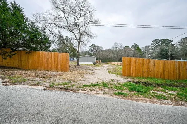 $240,000 | 14368 Forest Circle, Montgomery, TX 77356