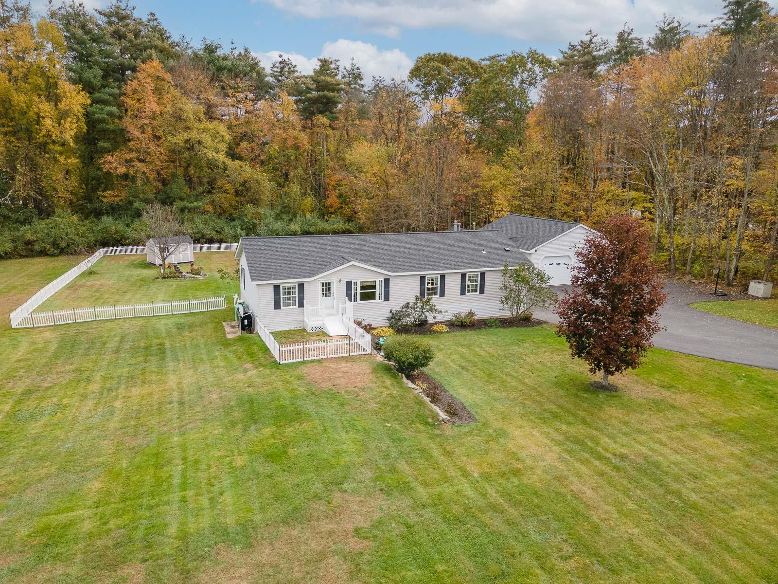 113 Pleasant Street Epping, NH 03042 - Photo 24 of 40