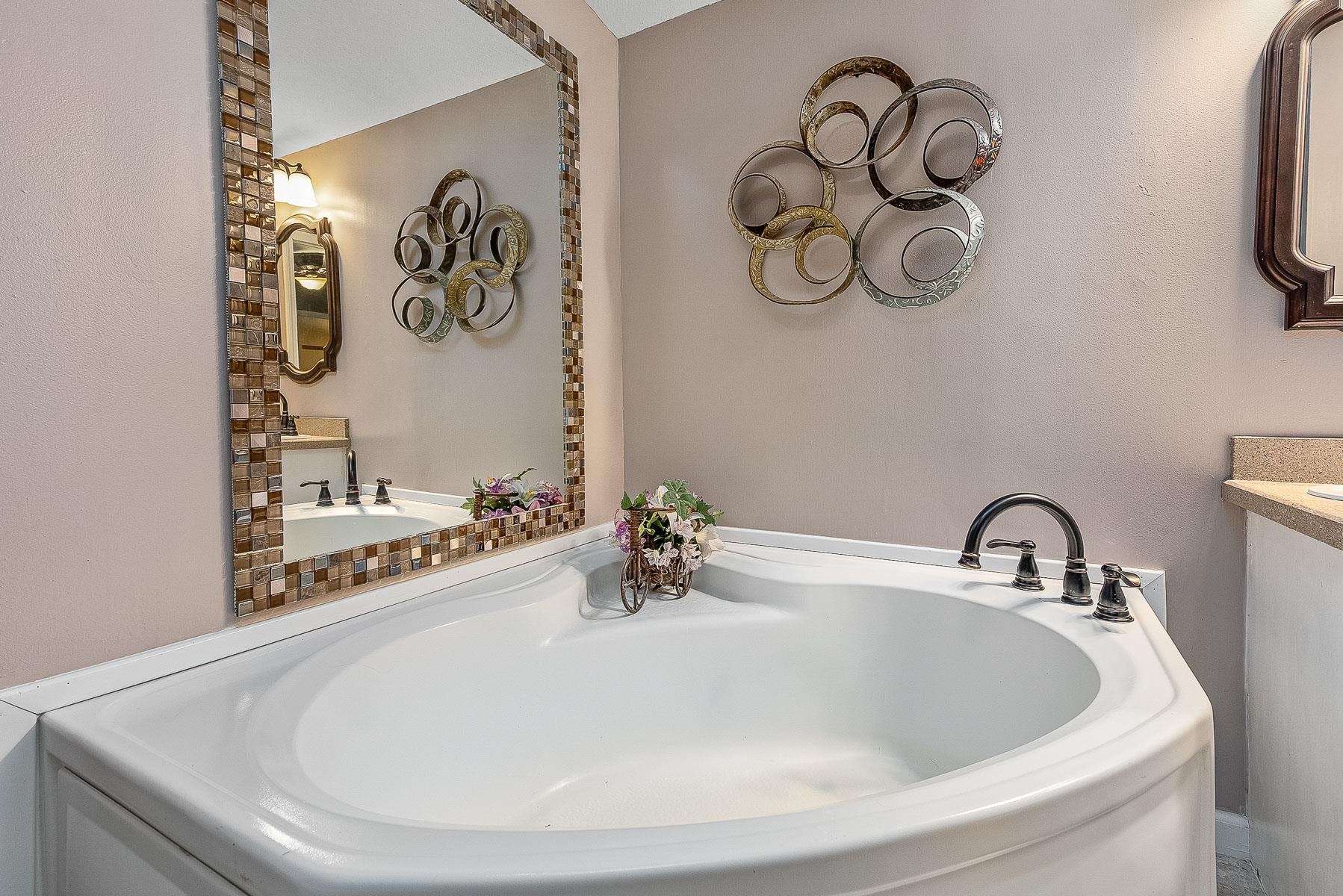 113 Pleasant Street Epping, NH 03042 - Photo 28 of 40