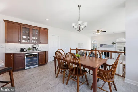 $950,000 | 17811 Marble Hill Place, Germantown, MD 20874