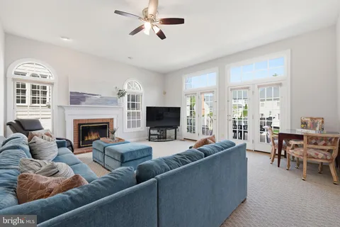 $950,000 | 17811 Marble Hill Place, Germantown, MD 20874