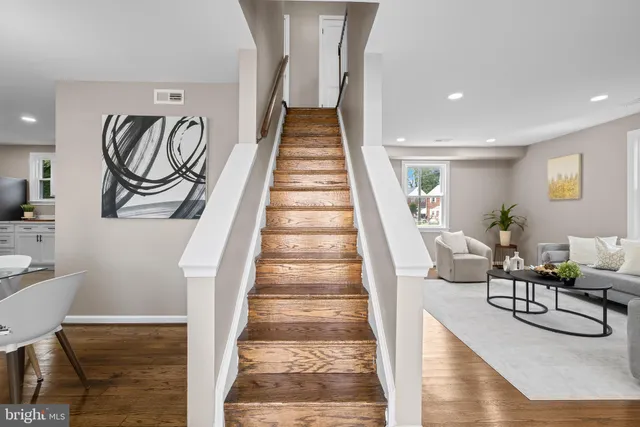 a view of entryway and hall