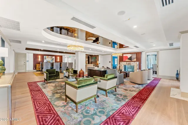 $10,999 | 4240 East Camelback Road, Unit 508, Phoenix, AZ 85018