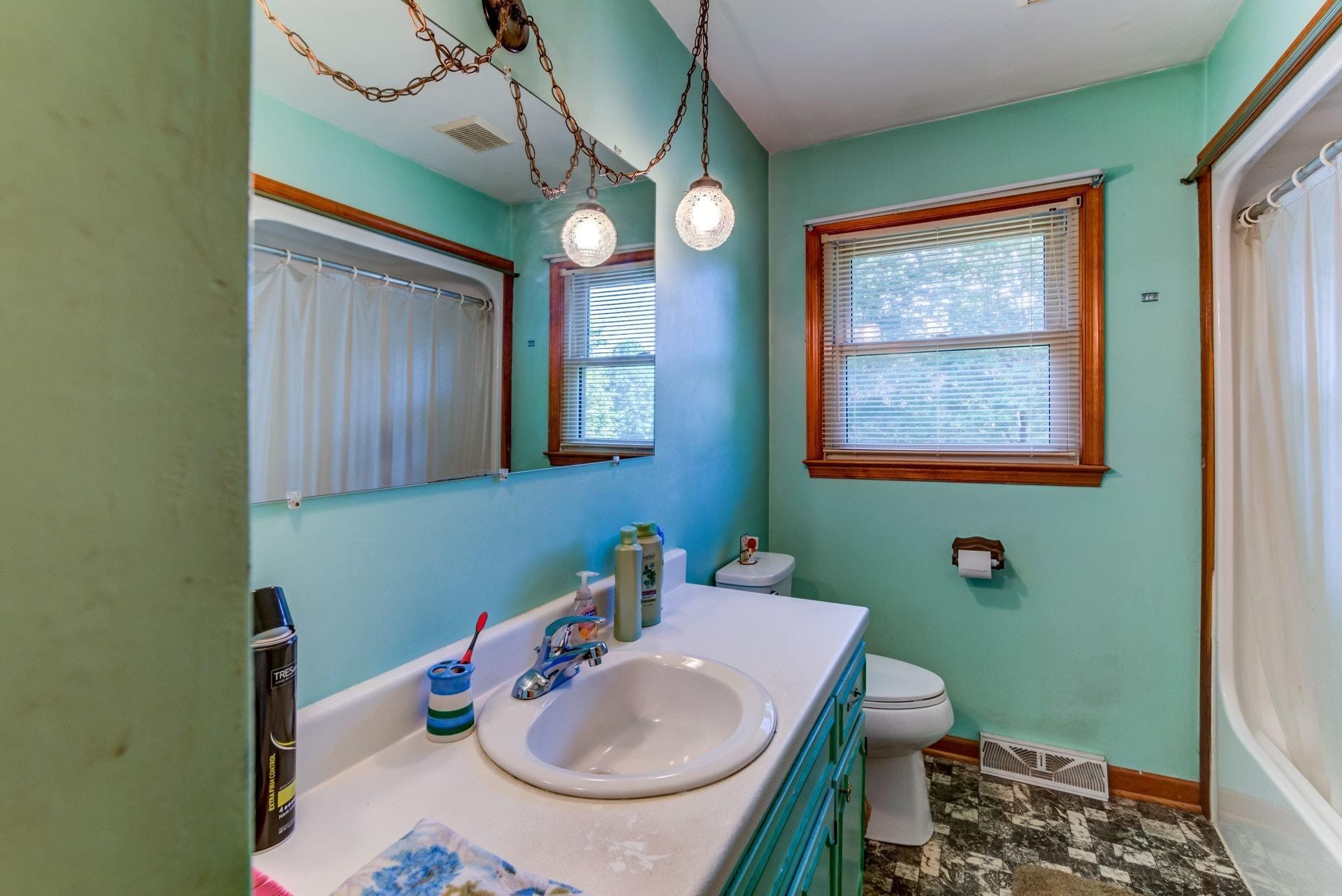 6563 Edwardsville Road Hardy, VA 24101 - Photo 22 of 44 022-282778-022-6563 Edwardsville Rd-21_6