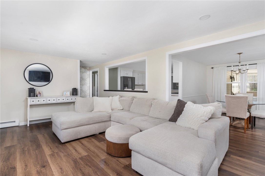 34 Flagg Avenue Warwick, RI 02886 - Photo 12 of 28