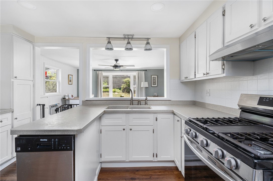 34 Flagg Avenue Warwick, RI 02886 - Photo 17 of 28