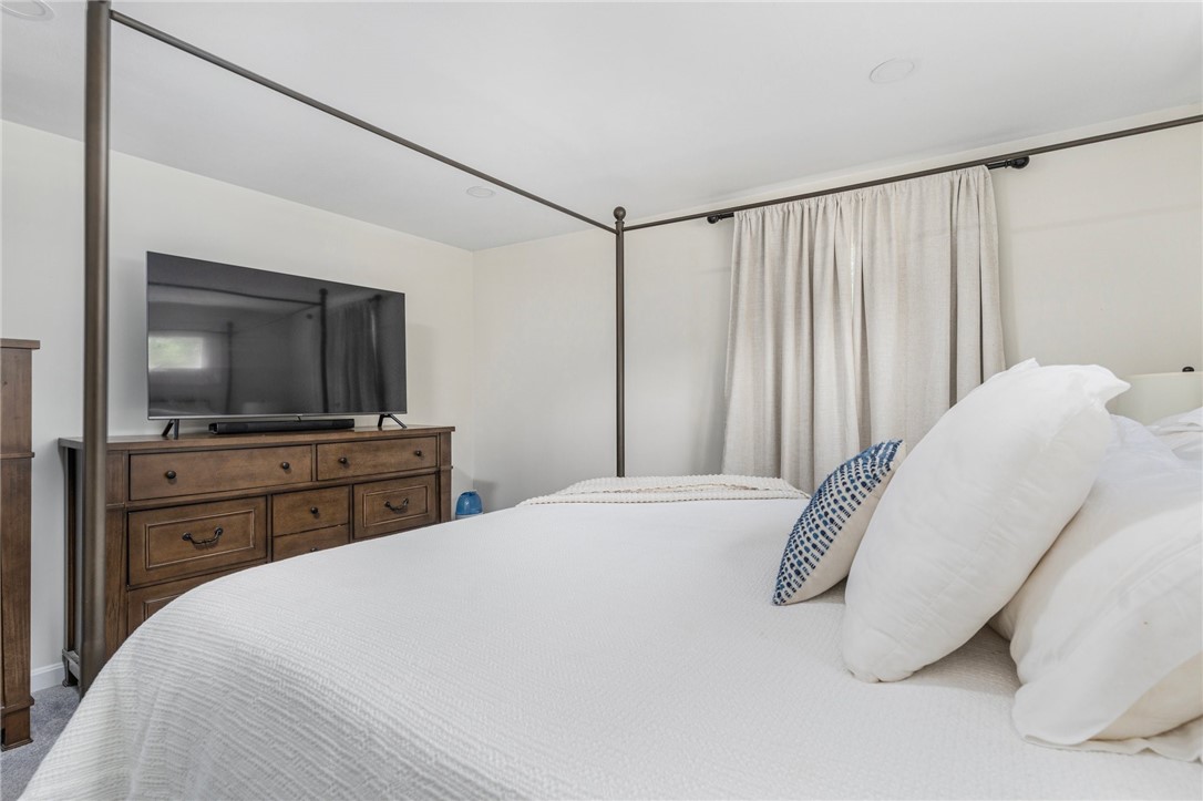 34 Flagg Avenue Warwick, RI 02886 - Photo 21 of 28