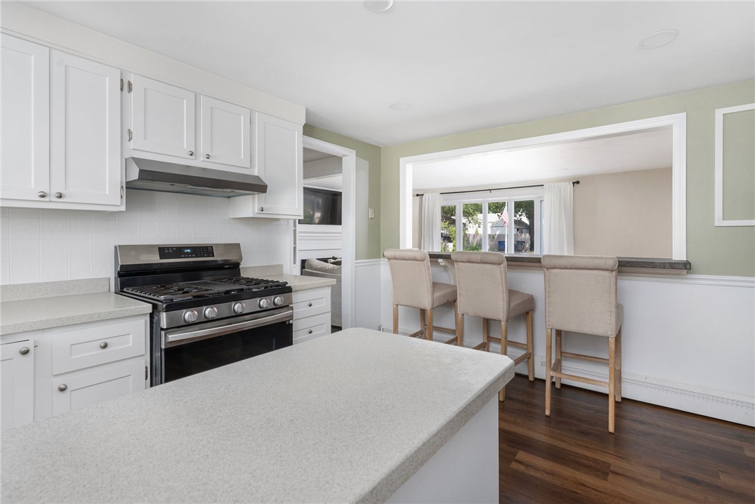 34 Flagg Avenue Warwick, RI 02886 - Photo 5 of 28