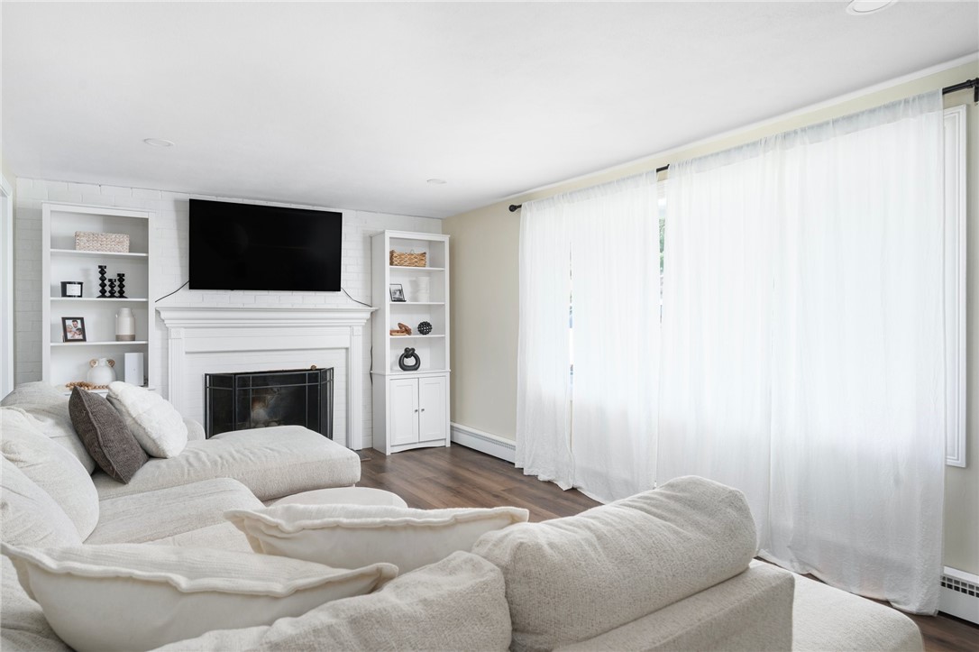 34 Flagg Avenue Warwick, RI 02886 - Photo 8 of 28