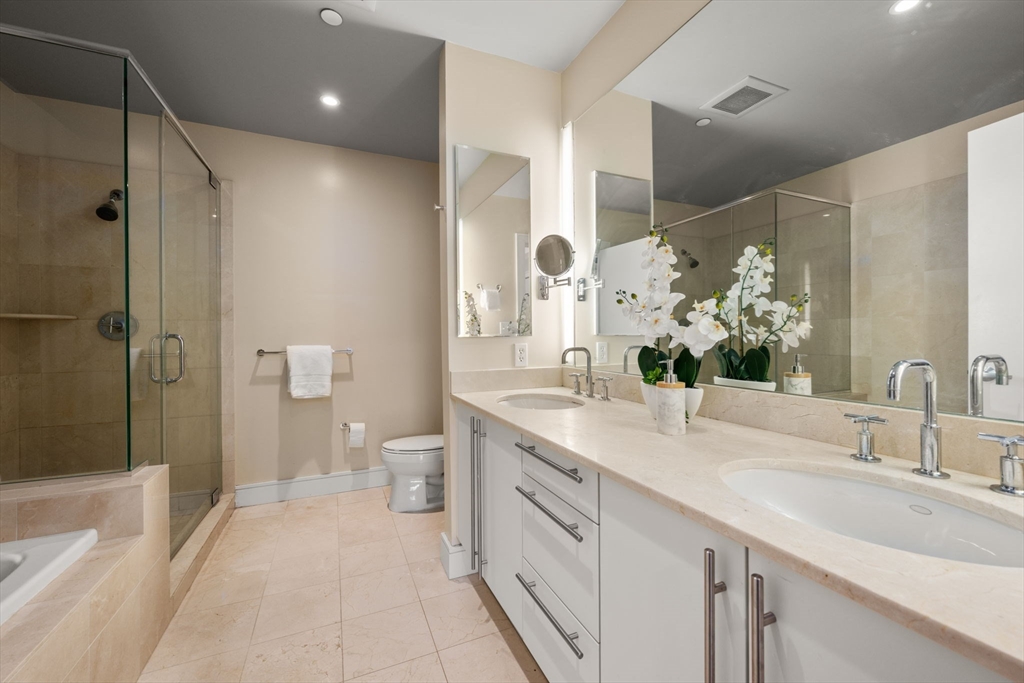 2400 Beacon Street, Unit 102 Boston, MA 02467 - Photo 21 of 34