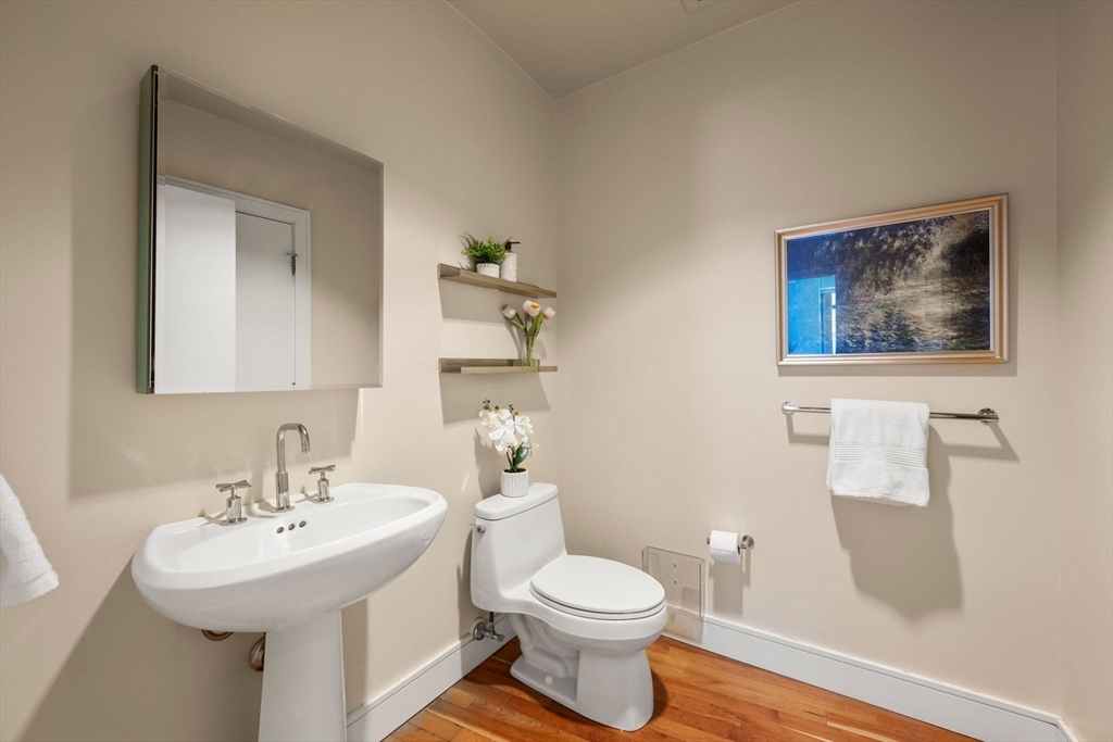 2400 Beacon Street, Unit 102 Boston, MA 02467 - Photo 28 of 34