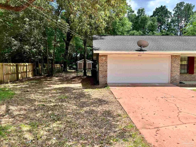 $1,600 | 5905 Pamela Drive, Milton, FL 32570
