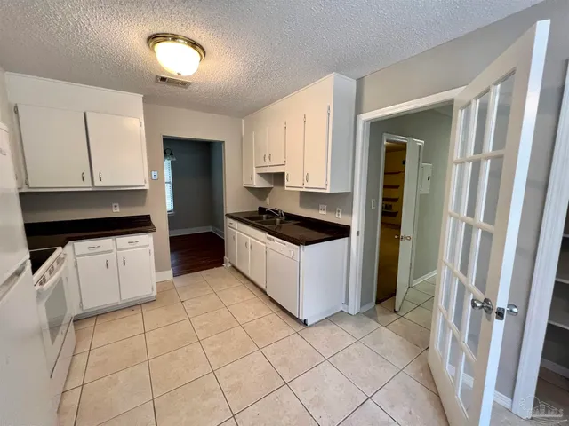 $1,600 | 5905 Pamela Drive, Milton, FL 32570