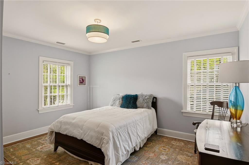 1943 Robinhood Road Winston-Salem, NC 27104 - Photo 21 of 43 Second bedroom