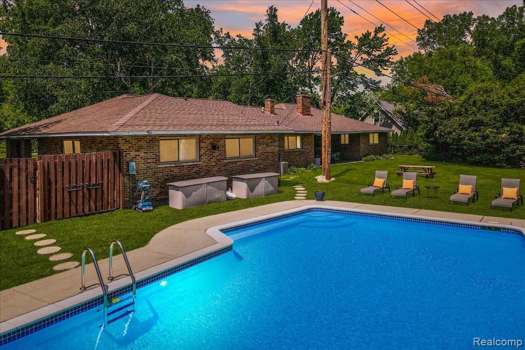 1933 John R Road Rochester Hills, MI 48307 - Photo 1 of 60