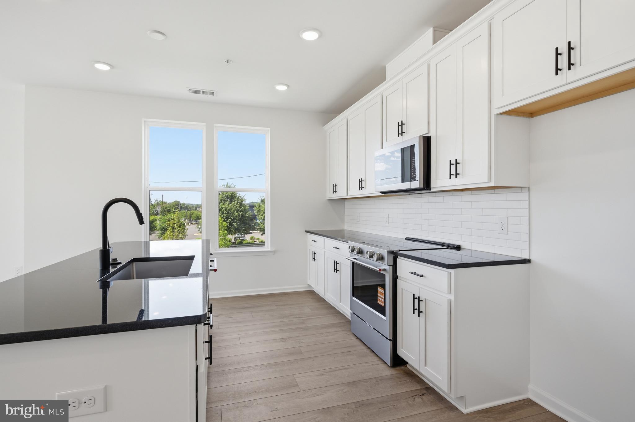 83 Bethlehem, Unit 1208 Colmar, PA 18915 - Photo 5 of 24