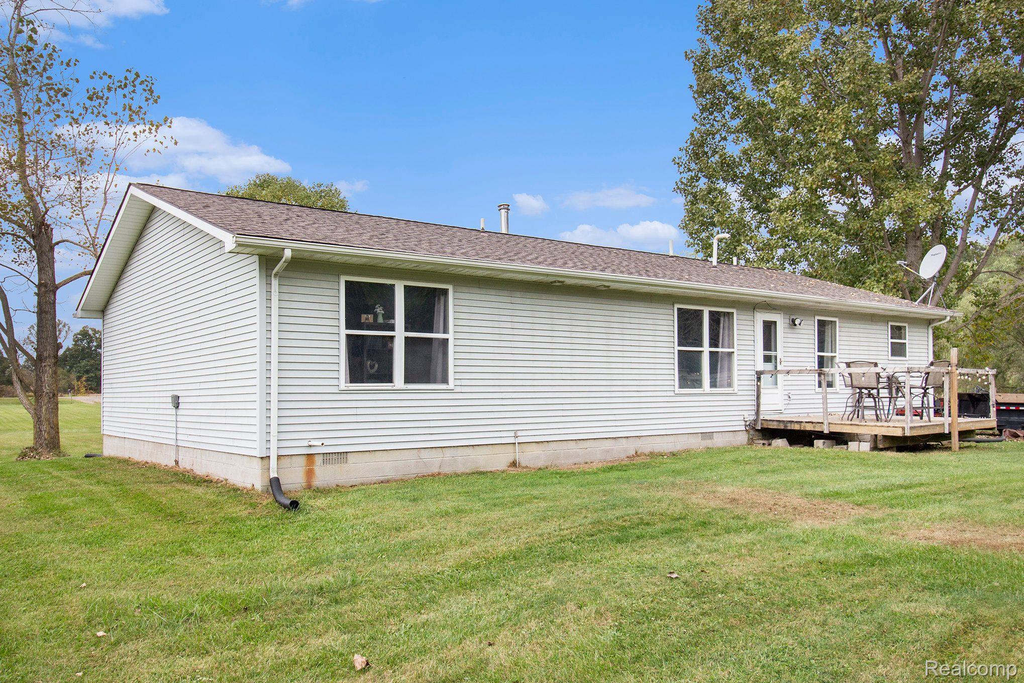 3163 South Bull Run Road Howell, MI 48843 - Photo 22 of 26 Gallery Image 22