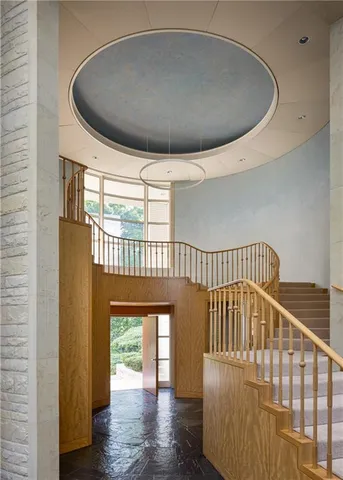 $5,993,000 | 5801 Oakwood Road, Mission Hills, KS 66208