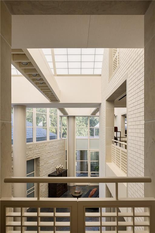 5801 Oakwood Road Mission Hills, KS 66208 - Photo 30 of 40