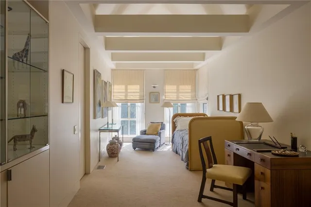 $5,993,000 | 5801 Oakwood Road, Mission Hills, KS 66208