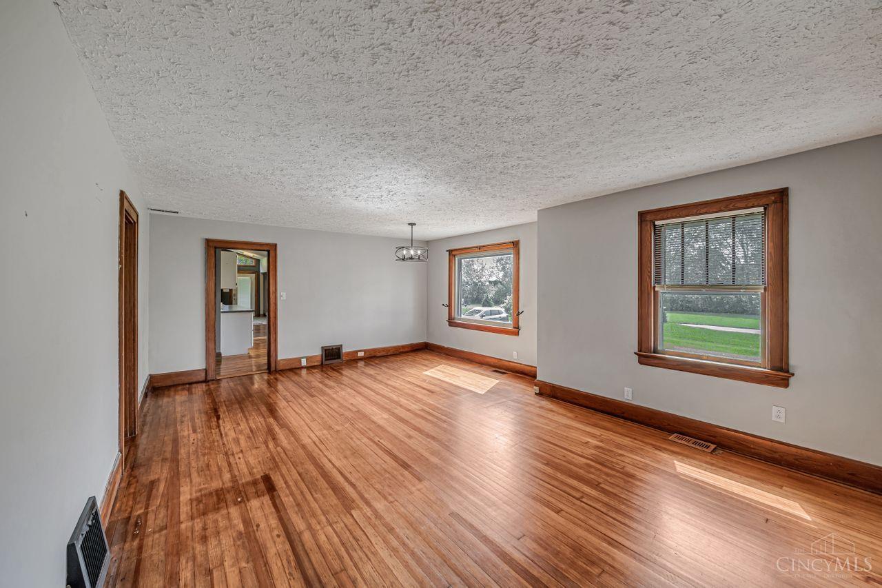 4707 Princeton Road Hamilton, OH 45011 - Photo 8 of 48 Gallery Image 8