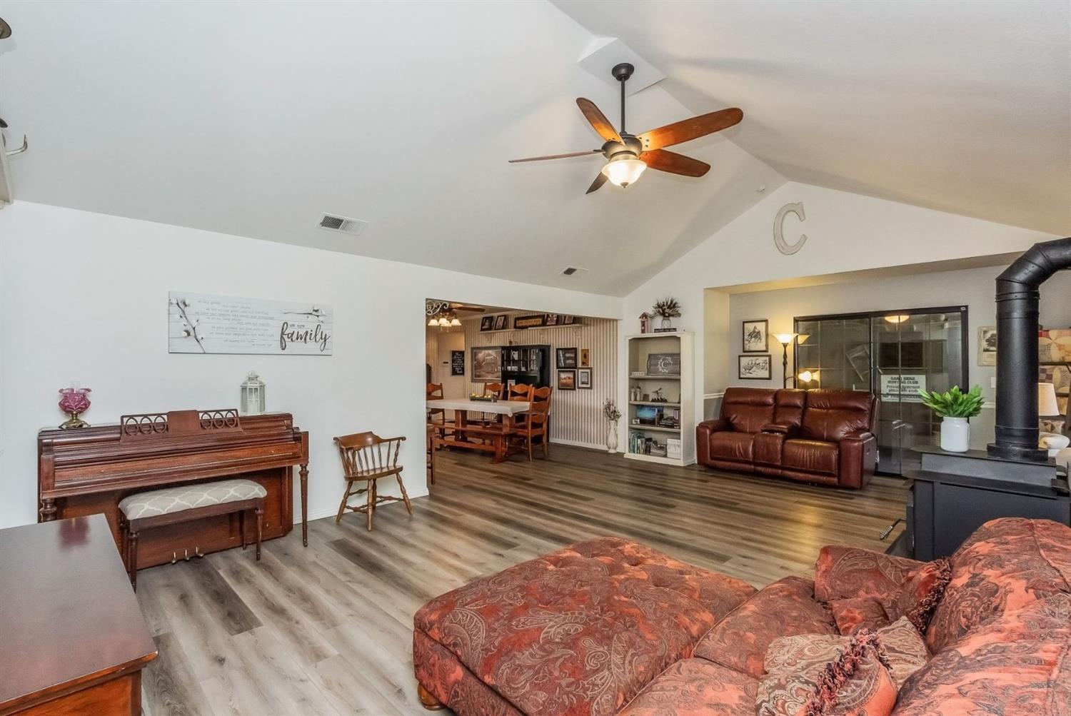 15456 Mark Road Madera, CA 93636 - Photo 14 of 44 Gallery Image 14