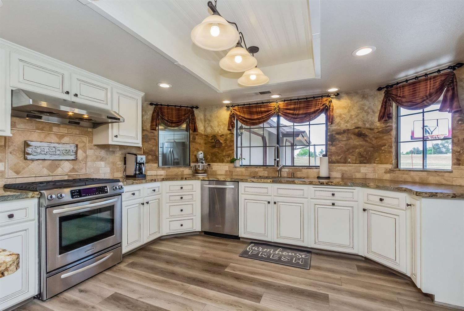 15456 Mark Road Madera, CA 93636 - Photo 9 of 44 Gallery Image 9