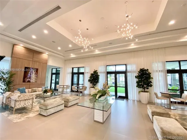 $980,000 | 4749 Northwest 85th Avenue, Doral, FL 33166