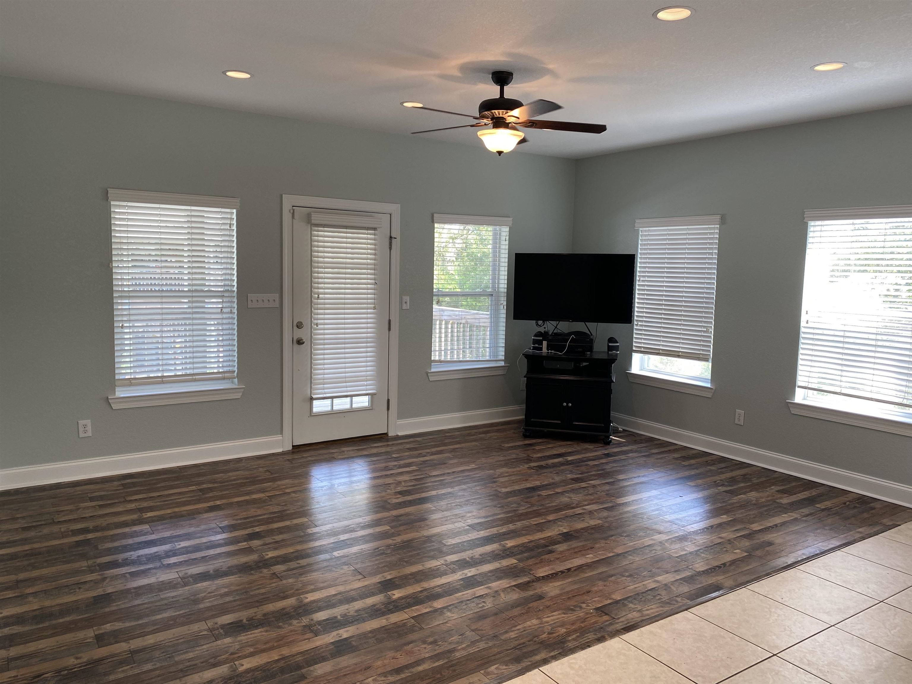 7561 Wenzel Road, Unit A9 Foley, AL 36535 - Photo 11 of 37 Living Room
