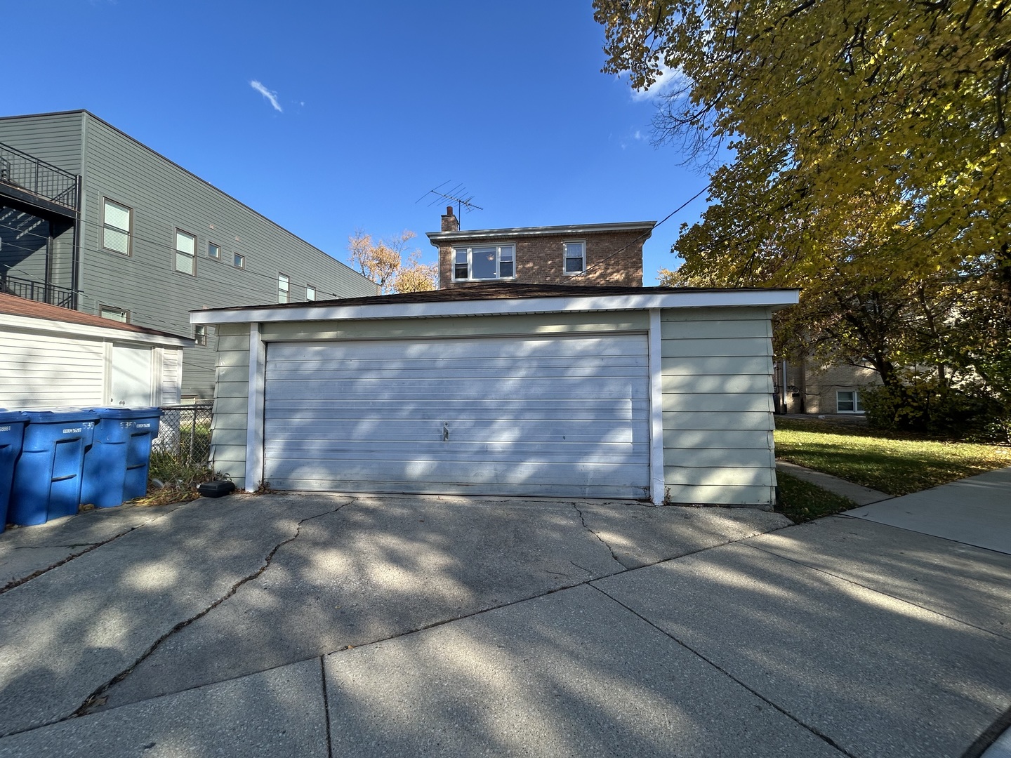5350 North Central Avenue, Unit 1 Chicago, IL 60630 - Photo 24 of 24 a front view of a house with a yard