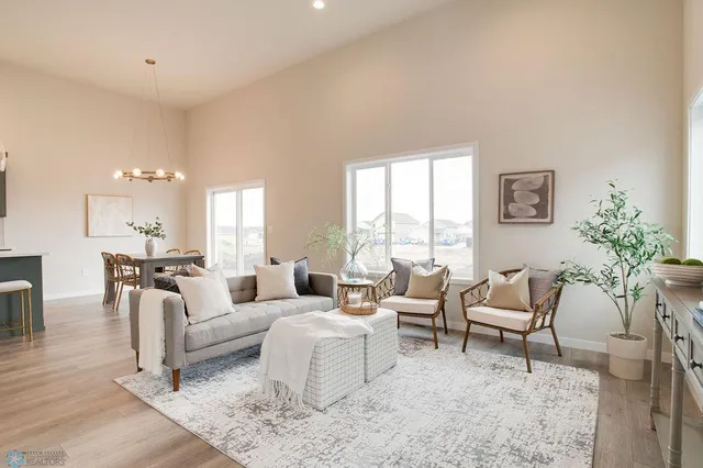 $349,890 | 6830 32nd Street South, Fargo, ND 58104