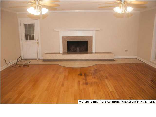 14818 Colonel Allen Court Baton Rouge, LA 70816 - Photo 4 of 16 Gallery Image 4