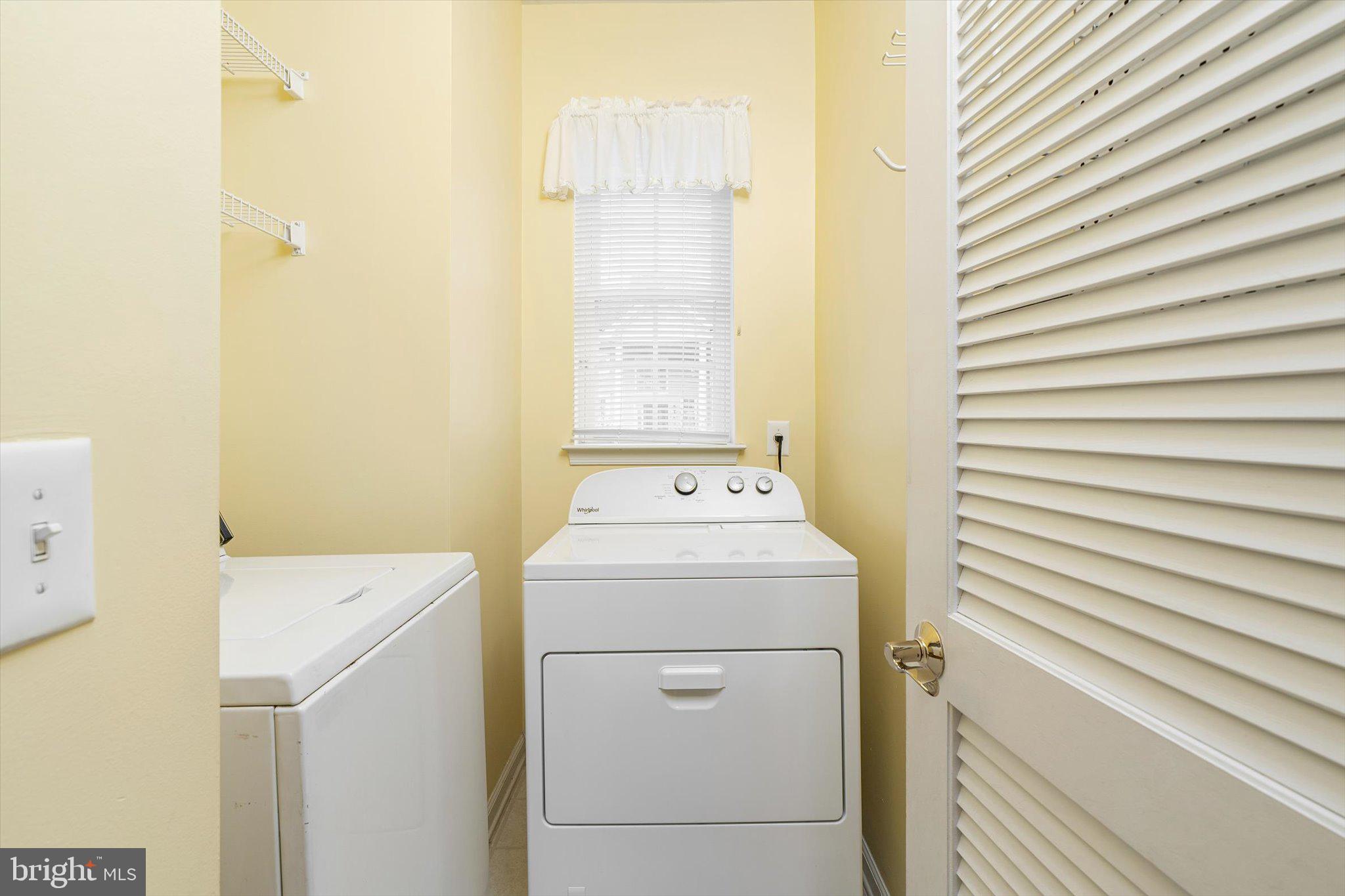 58 Goldfinch Drive Hamilton, NJ 08690 - Photo 16 of 35