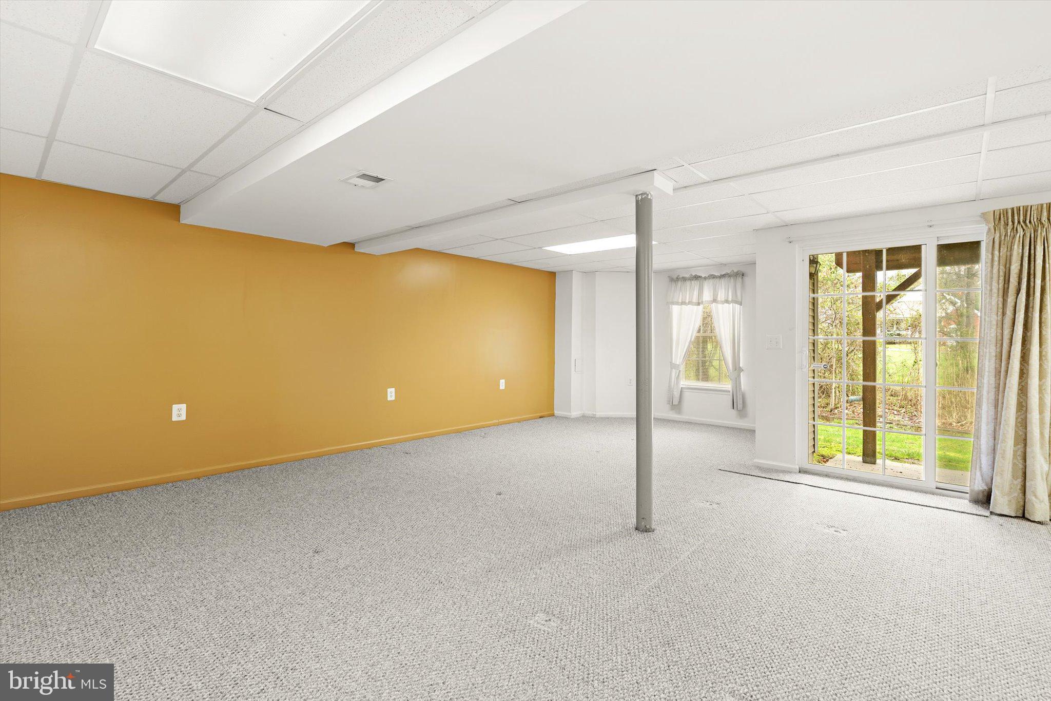 58 Goldfinch Drive Hamilton, NJ 08690 - Photo 24 of 35