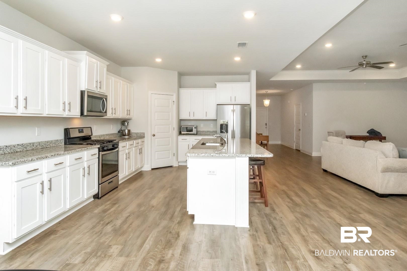 22146 Sutherland Circle Fairhope, AL 36532 - Photo 11 of 45