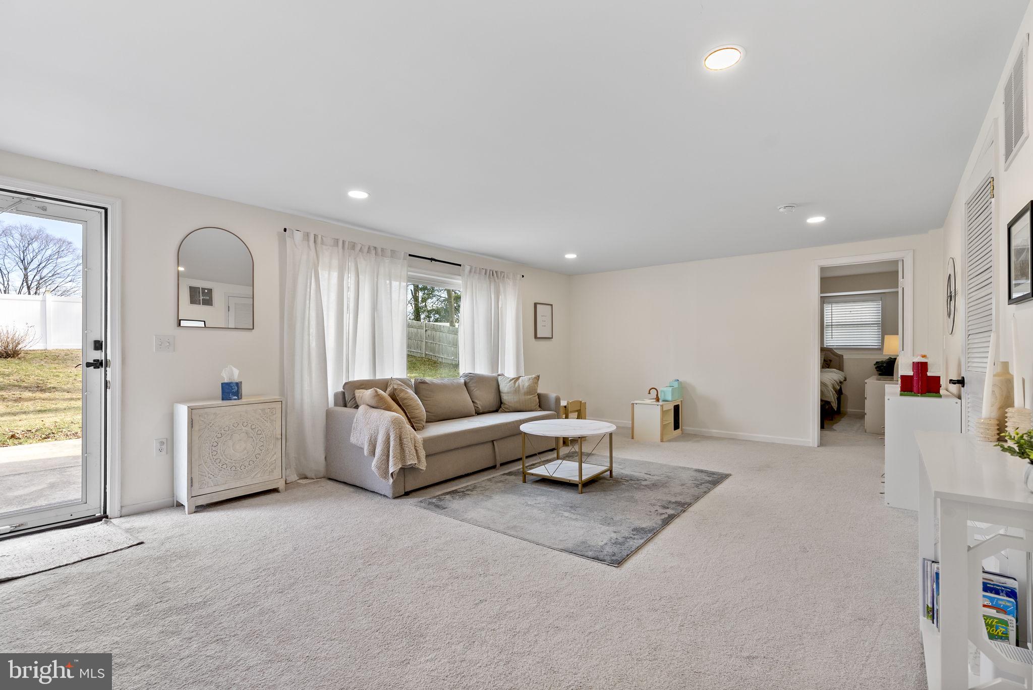 1502 Randy Lane Cherry Hill, NJ 08003 - Photo 17 of 39 Gallery Image 17