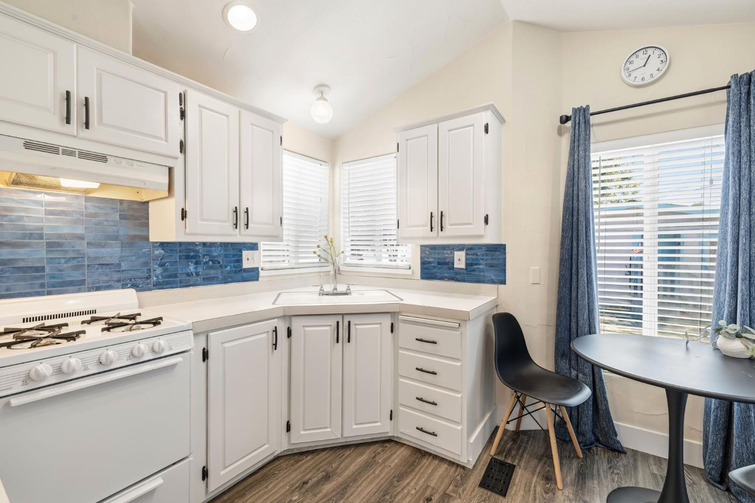 8880 Auburn Folsom Road, Unit 25 Granite Bay, CA 95746 - Photo 7 of 41
