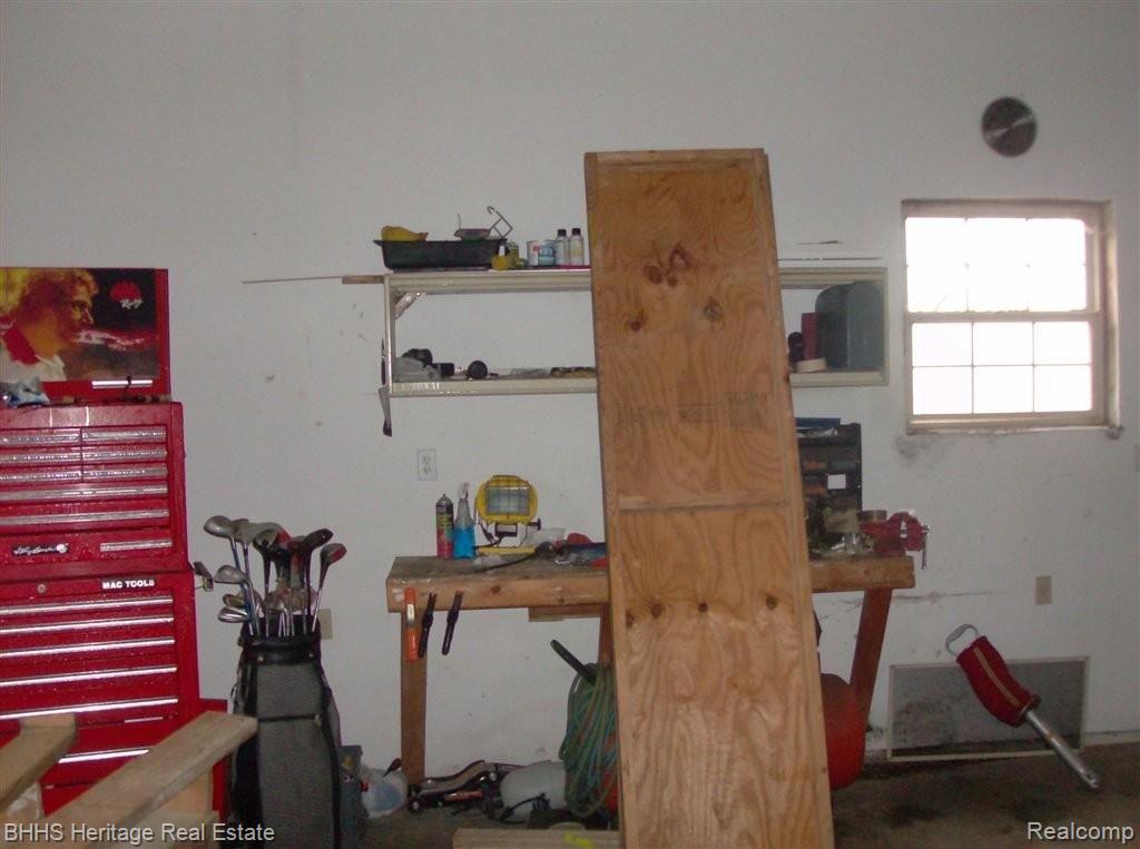 7271 West Hayner Road Fowlerville, MI 48836 - Photo 19 of 25 Pole Barn